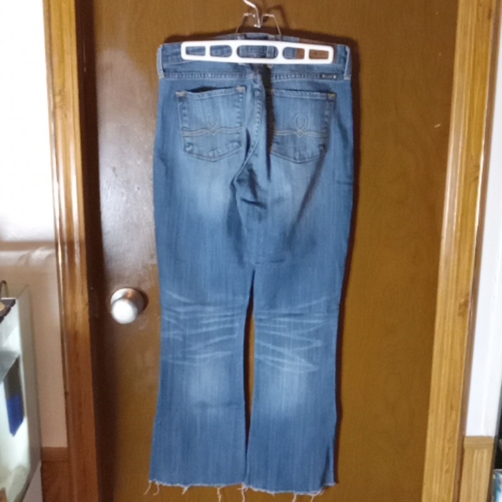 Lucky Brand women jeans with raw hem - Picture 2 of 6
